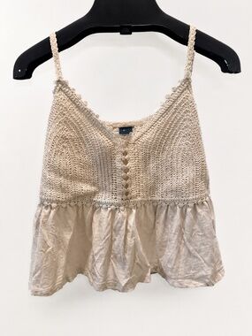 Old Navy Cream Crochet Lace Peplum Tank Top | Size Medium